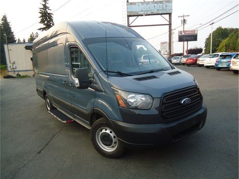 Used 2019 Ford Transit 250 148 High Roof Extended RWD image 4