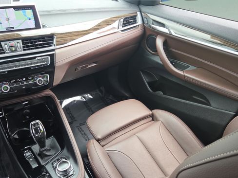 Used 2023 BMW X2 sDrive28i w/ M Sport Package FWD image 14