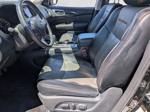 Used 2019 Nissan Pathfinder SL FWD image 14
