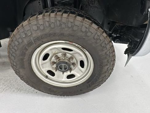 Used 2015 Ford F250 XL w/ Power Equipment Group AWD/4WD image 9
