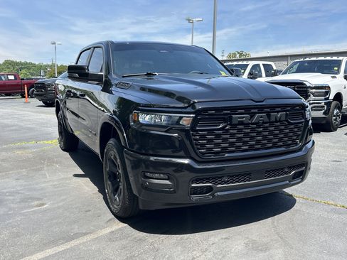 Used 2026 RAM 1500 Big Horn AWD/4WD image 2