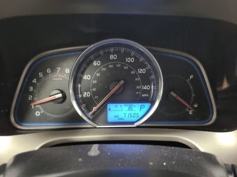 Used 2014 Toyota RAV4 Limited AWD/4WD image 30
