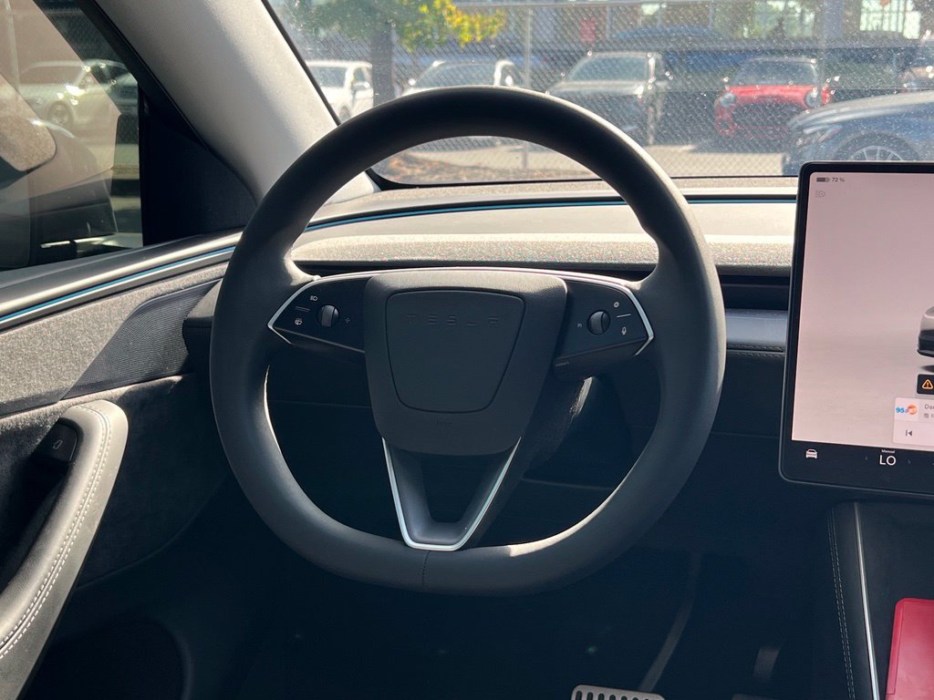 Used 2026 Tesla Model Y Long Range AWD/4WD image 12