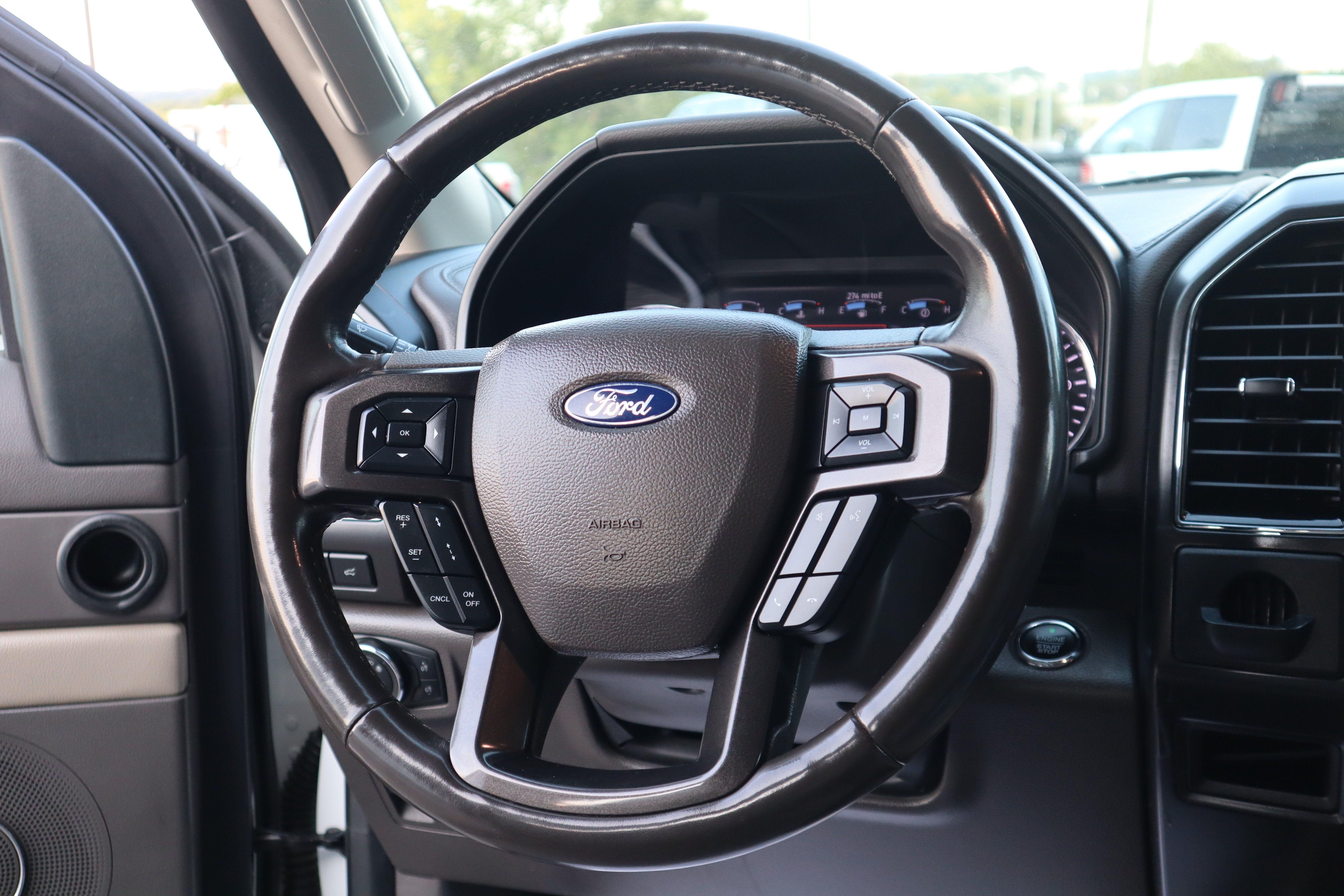 Used 2021 Ford Expedition Max Limited AWD/4WD image 14