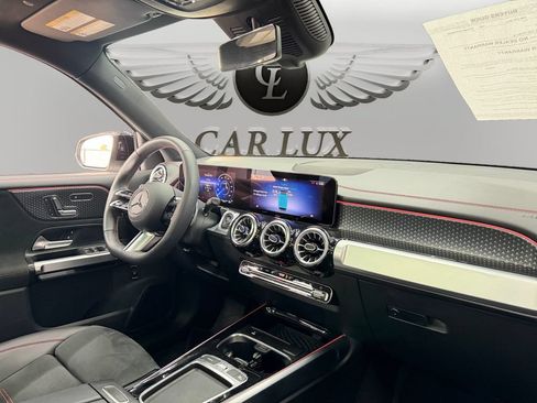 Used 2024 Mercedes-Benz EQB 250+ image 17