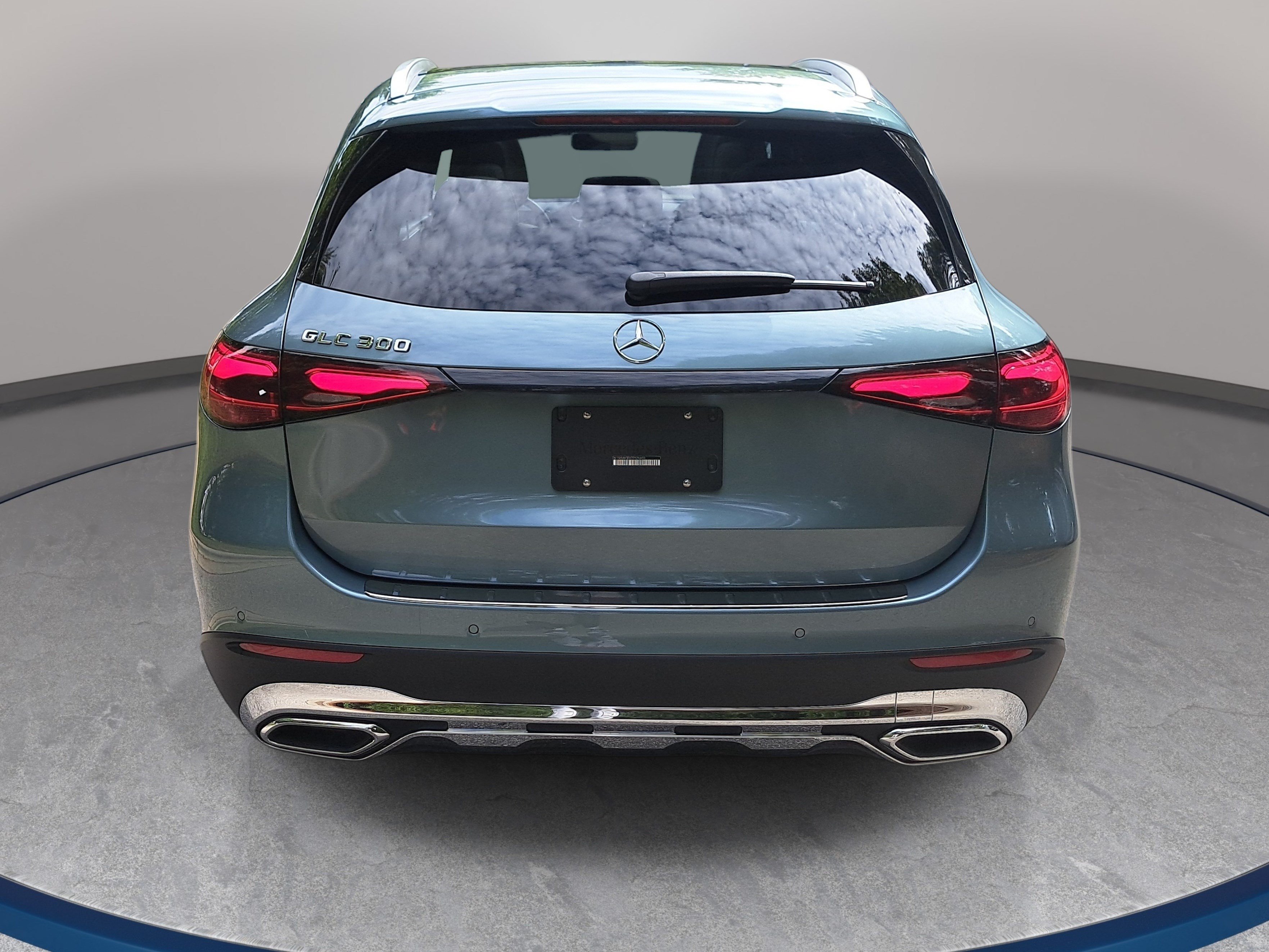 Used 2026 Mercedes-Benz GLC 300 image 7