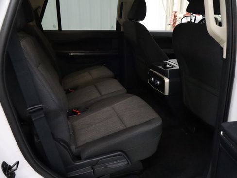 Certified 2022 Ford Expedition XLT image 26