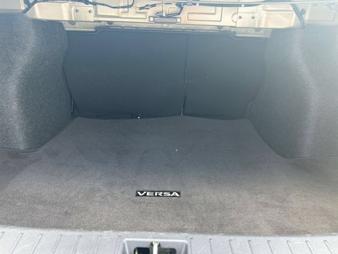 Used 2025 Nissan Versa SV FWD image 25