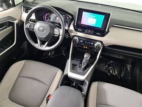Used 2024 Toyota RAV4 XLE Premium image 15