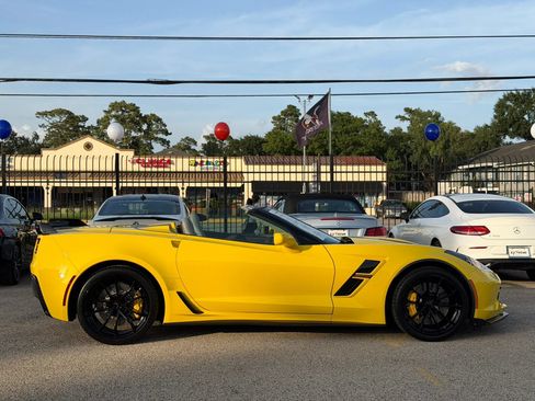Used 2018 Chevrolet Corvette Grand Sport RWD image 11