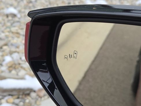 Certified 2025 Lexus ES 300h w/ Premium Package image 21