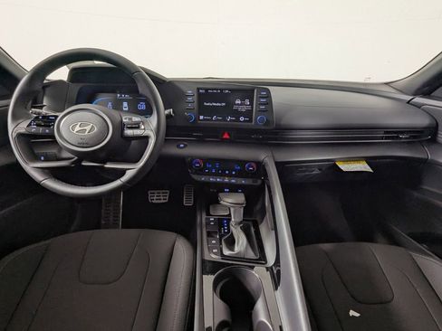 New 2026 Hyundai Elantra SEL Sport image 14