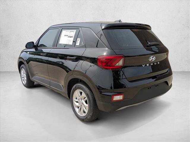 Used 2026 Hyundai Venue SE FWD image 9
