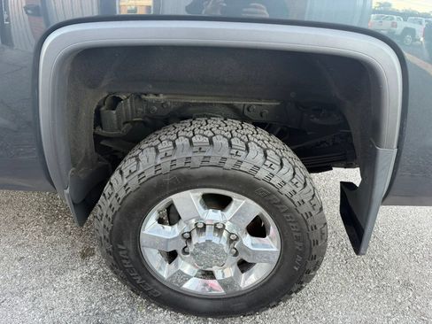 Used 2018 GMC Sierra 3500 Denali w/ Duramax Plus Package AWD/4WD image 9