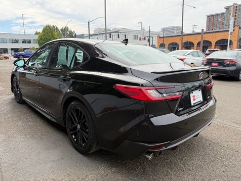 Certified 2025 Toyota Camry SE FWD image 5