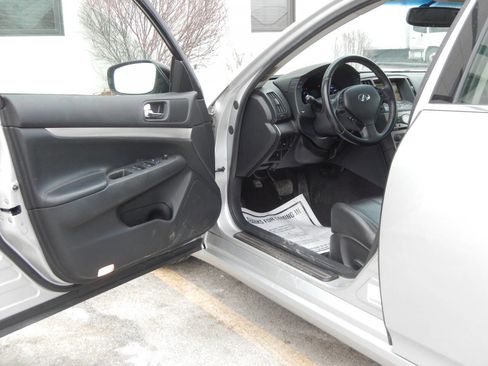 Used 2010 INFINITI G37 x AWD 4dr Sedan image 24
