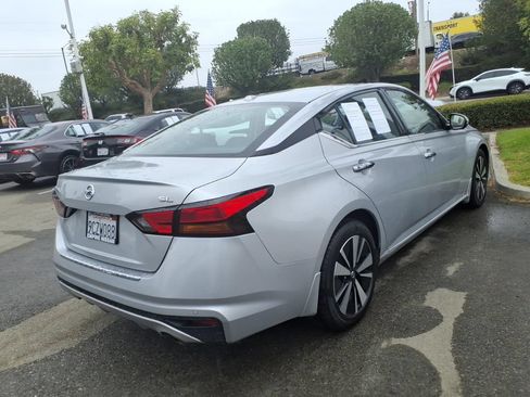 Certified 2022 Nissan Altima 2.5 SL FWD image 7