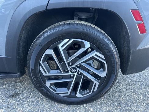 Used 2025 Hyundai Tucson Limited image 27