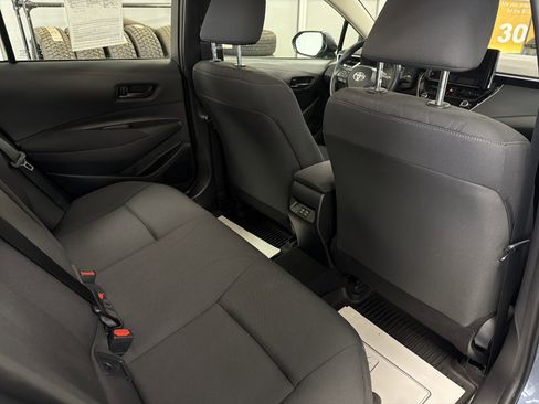 Used 2025 Toyota Corolla LE w/ LE Premium Package FWD image 28