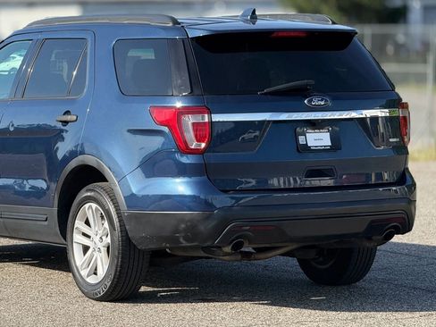 Used 2017 Ford Explorer 4WD image 16