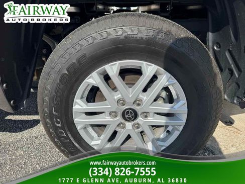 Used 2024 Toyota Tundra SR5 w/ SR5 Premium Package image 31