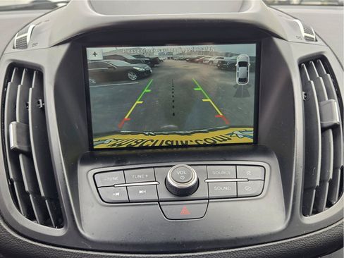 Used 2019 Ford Escape SEL FWD image 17