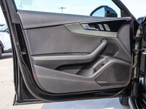 Used 2021 Audi A4 2.0T allroad Premium Plus w/ Premium Plus Package image 28