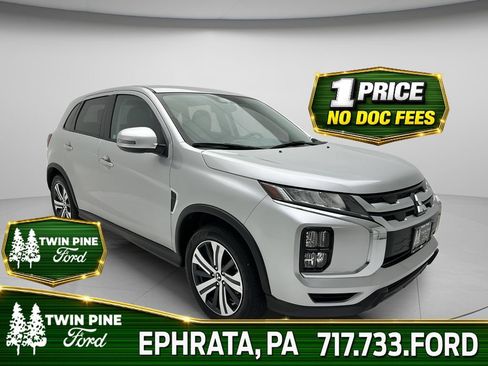 Used 2025 Mitsubishi Outlander Sport AWD image 1