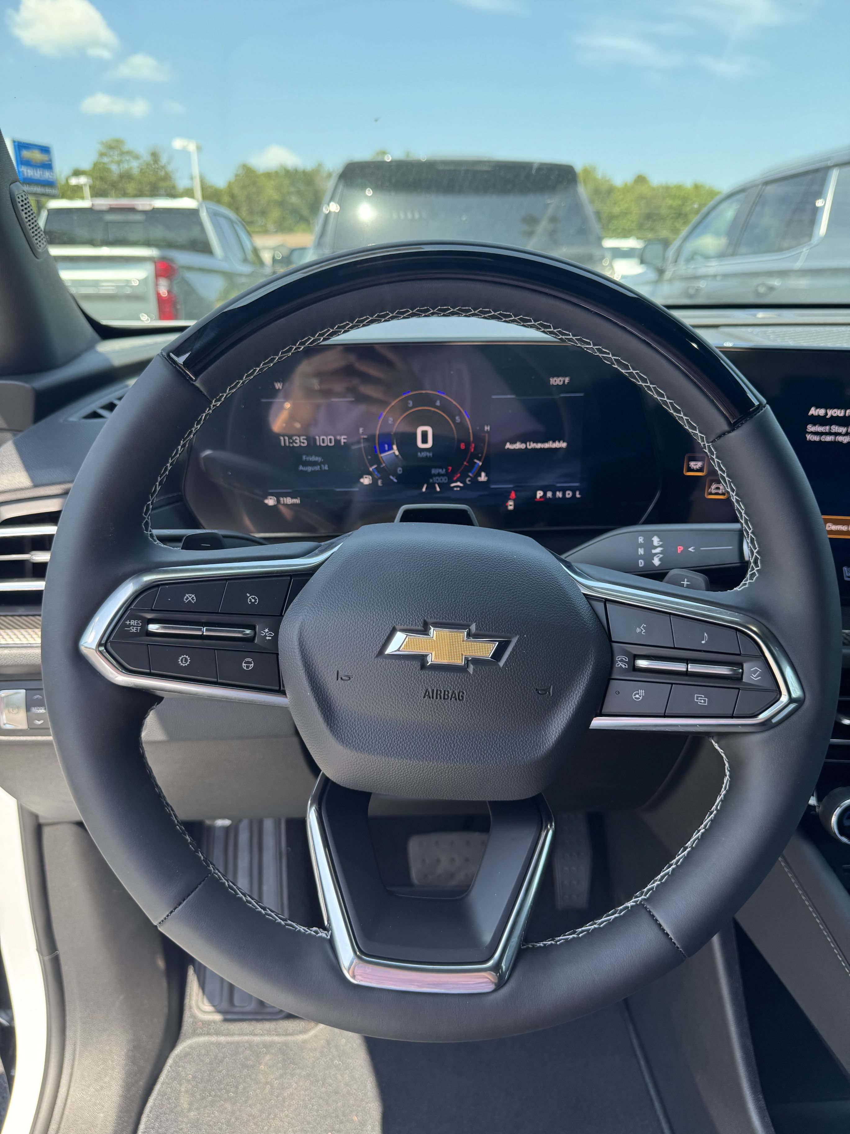 New 2026 Chevrolet Traverse High Country FWD image 10