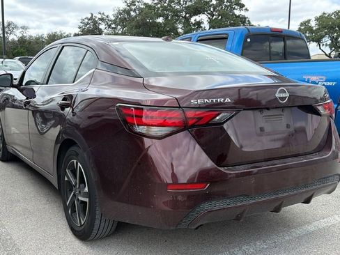 Used 2024 Nissan Sentra SV FWD image 6