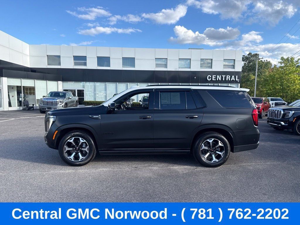 Used 2026 GMC Yukon AT4 AWD/4WD image 2