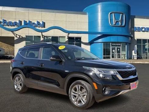 Used 2022 Kia Seltos S image 1