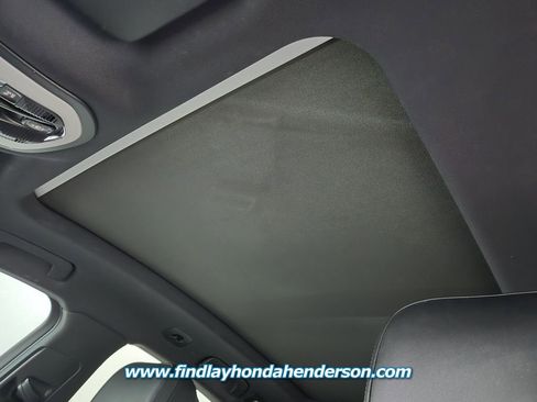 Used 2015 Porsche Macan S image 9