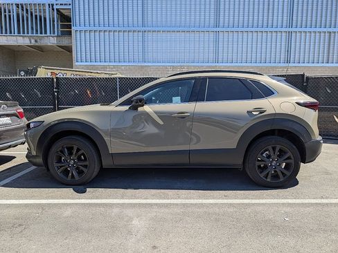 Used 2025 MAZDA CX-30 Carbon image 6