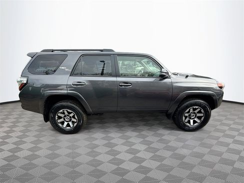 Used 2023 Toyota 4Runner TRD Off-Road Premium image 4