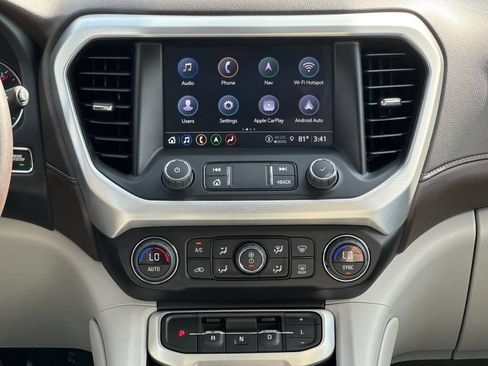 Certified 2023 GMC Acadia SLT w/ Technology Package AWD/4WD image 21