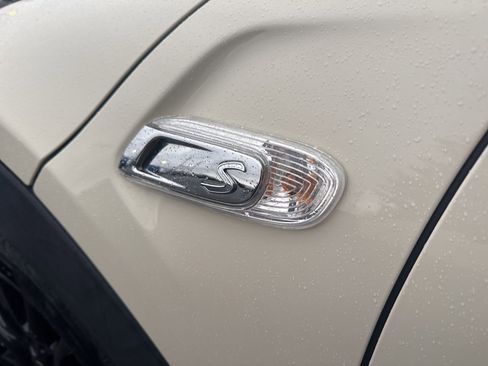 Used 2019 MINI Cooper S w/ Signature Upholstery Package image 13