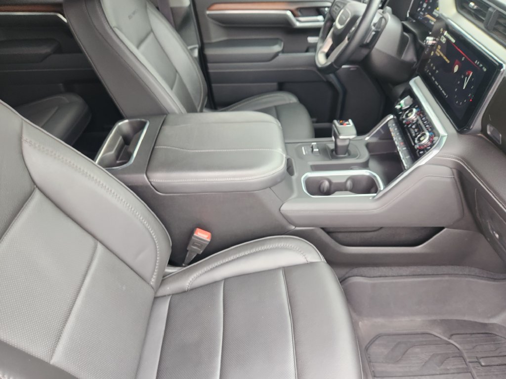 Used 2025 GMC Sierra 1500 Denali AWD/4WD image 15