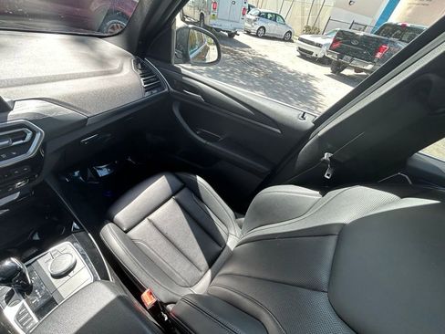 Used 2024 BMW X3 xDrive30i image 11
