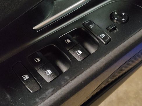 Used 2023 Hyundai Elantra Blue image 27