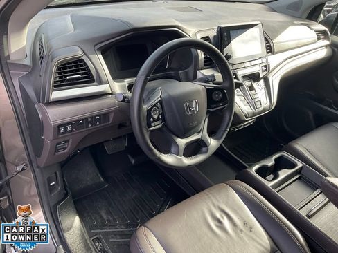 Used 2018 Honda Odyssey Touring image 17