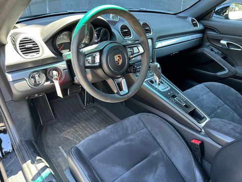 Certified 2018 Porsche 718 Boxster GTS RWD image 4