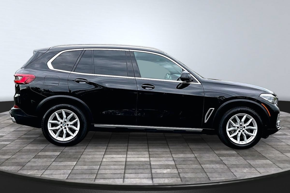 Used 2019 BMW X5 xDrive40i w/ Convenience Package AWD/4WD image 8