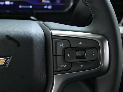 Used 2024 Chevrolet Silverado 1500 LT image 17