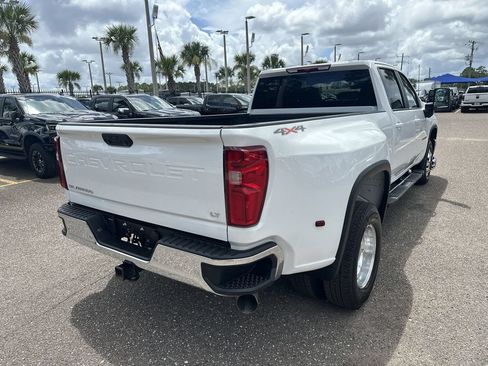 Used 2025 Chevrolet Silverado 3500 LT w/ Safety Package AWD/4WD image 16