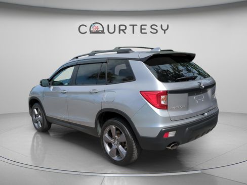 Used 2021 Honda Passport Touring image 5