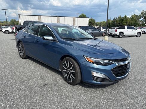Used 2024 Chevrolet Malibu RS FWD image 11