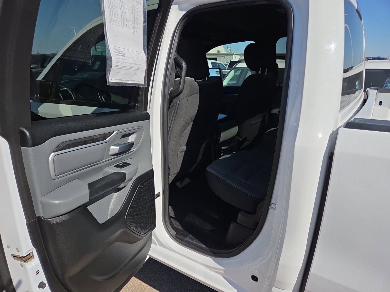 Used 2021 RAM 1500 Big Horn AWD/4WD image 39