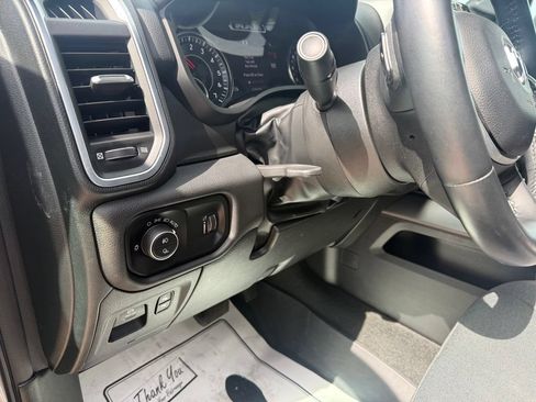 Used 2024 RAM 1500 Big Horn AWD/4WD image 19