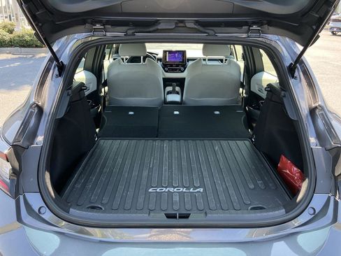 Used 2025 Toyota Corolla SE image 25